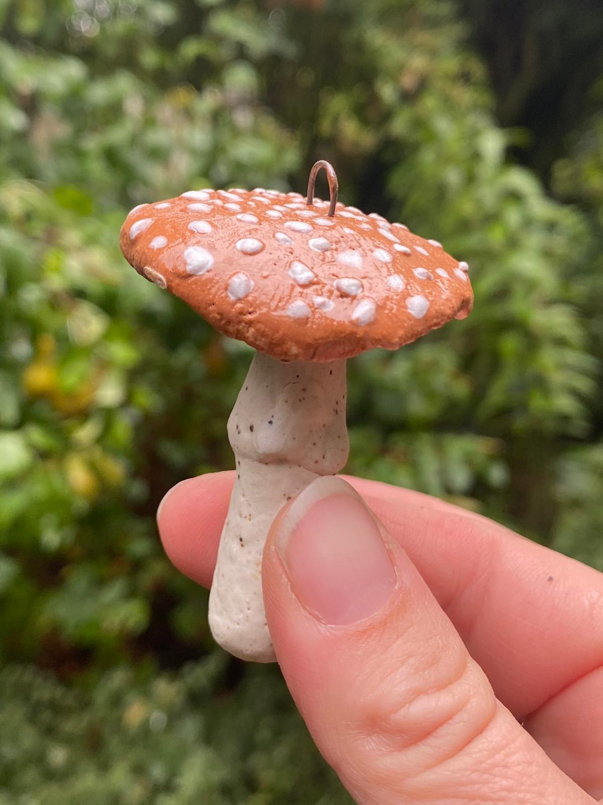 Paddenstoel hangertjes